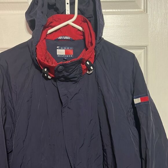 🔥 Vintage TOMMY HILFIGER Hooded Nylon Windbreaker Jacket - EXCELLENT - Men Sz M - Picture 4 of 16